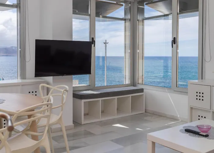 Bright Flat - Beachfront Canteras Apartment Las Palmas / Gran Canaria