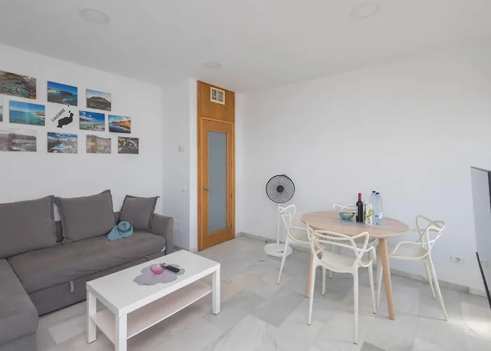 Bright Flat - Beachfront Canteras Apartament *